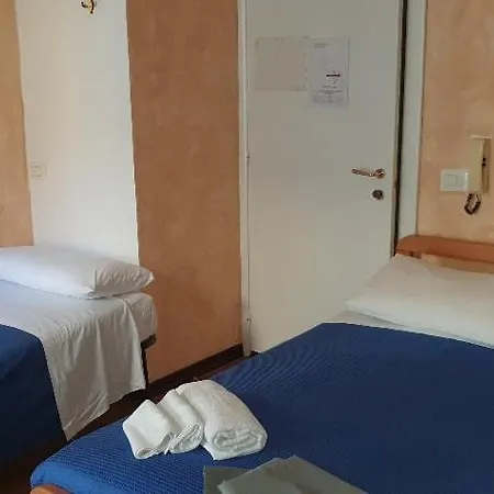 Hotel Ristorante Luina 2*